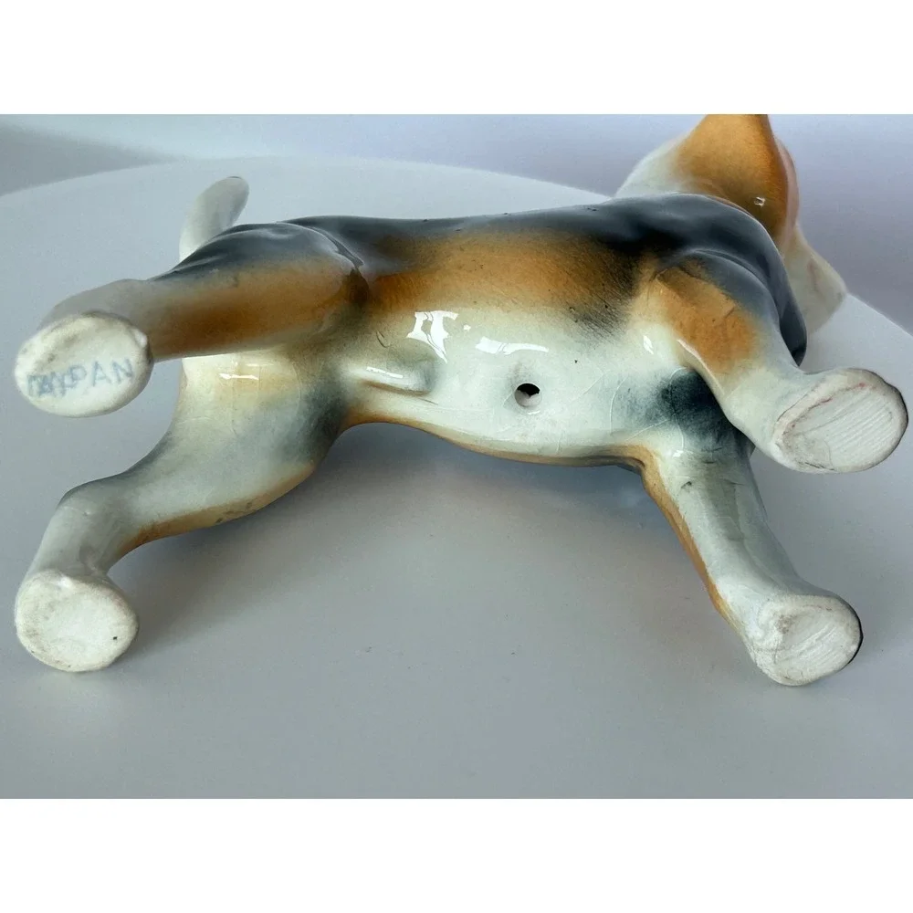 Vintage Ceramic Beagle Figurine Tricolor Dog Statue‎ Made in Japan Glossy Glaze